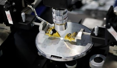 В России запустят производство 300-мм кремниевы...