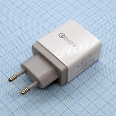 Блок питания USB POWER Quick Charger 3.0